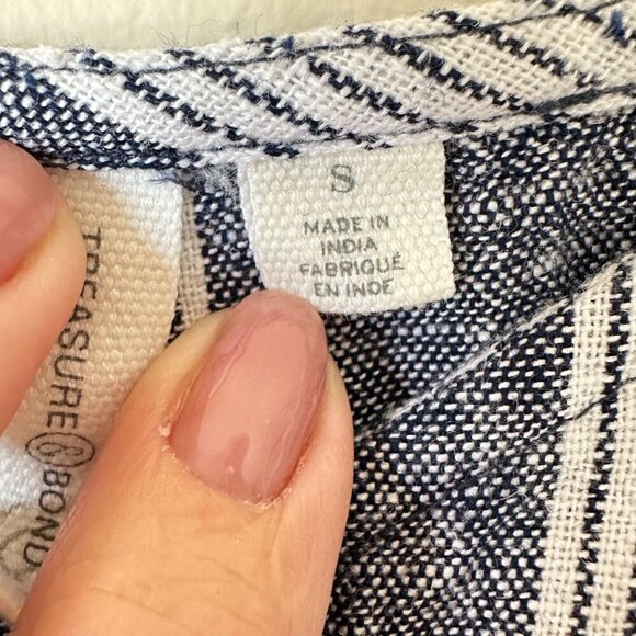BOGO SALE! ๐๐ฅณ Two Blue Stripe Linen Tops Treasure Bond/Universal Thread S/XS - Picture 7 of 16